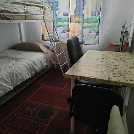 Habitacion Privada, Luminosa Y Bien Comunicada 마드리드 외부 사진